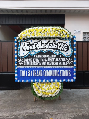 Papan Bunga Duka di Kalimanah